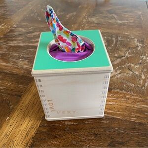 Lovevery Magic Tissue Box & Tissues | Montessori Baby Toy
